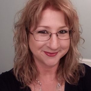 Meet your Posher, Stacie